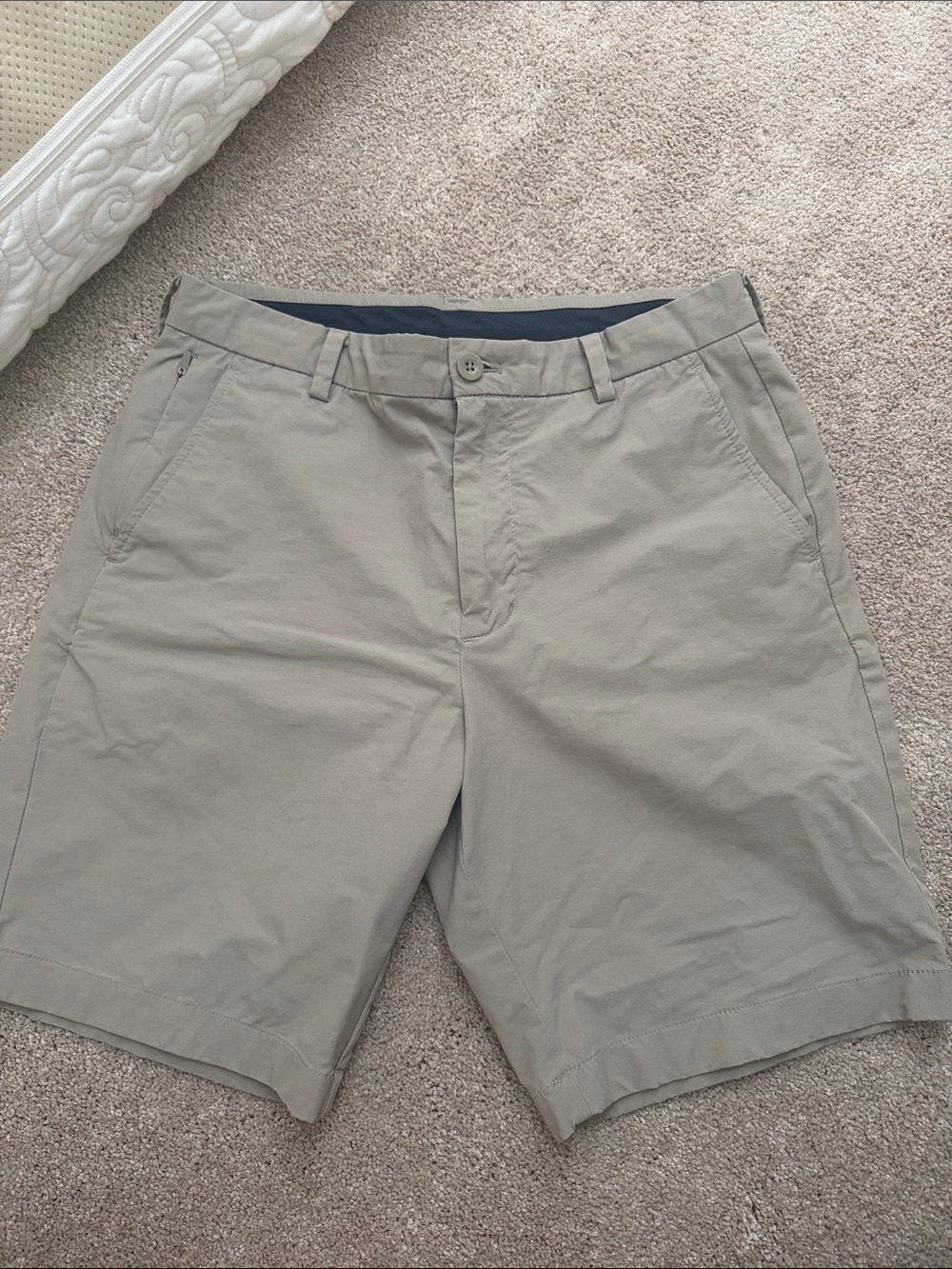 Vineyard Vines Men's Casual Khaki Shorts - Lightweight Everyday Short